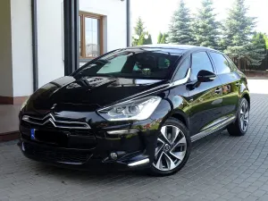 Citroën DS5 Hybrid4 2012