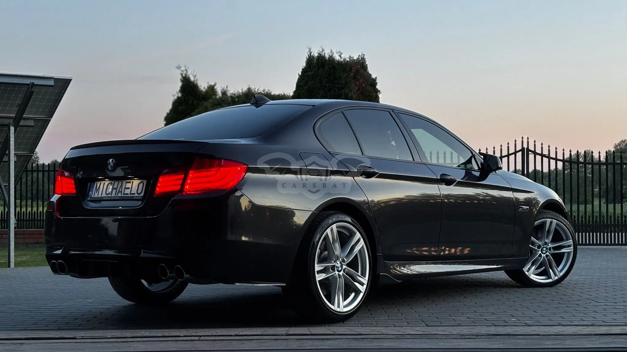 BMW 5 Series F10/F11 550i 2011