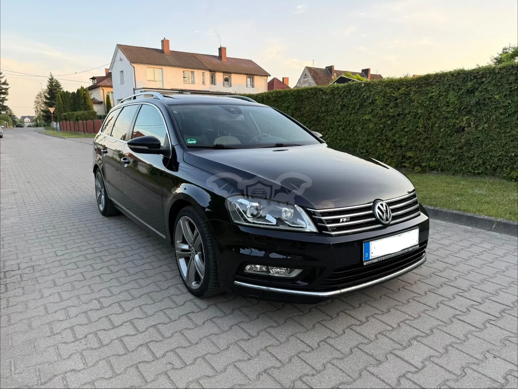 Volkswagen Passat B7 2.0 TDI DSG BlueMotion Technology R-Line 2012