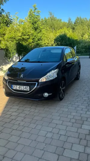 Peugeot 208 I 2012