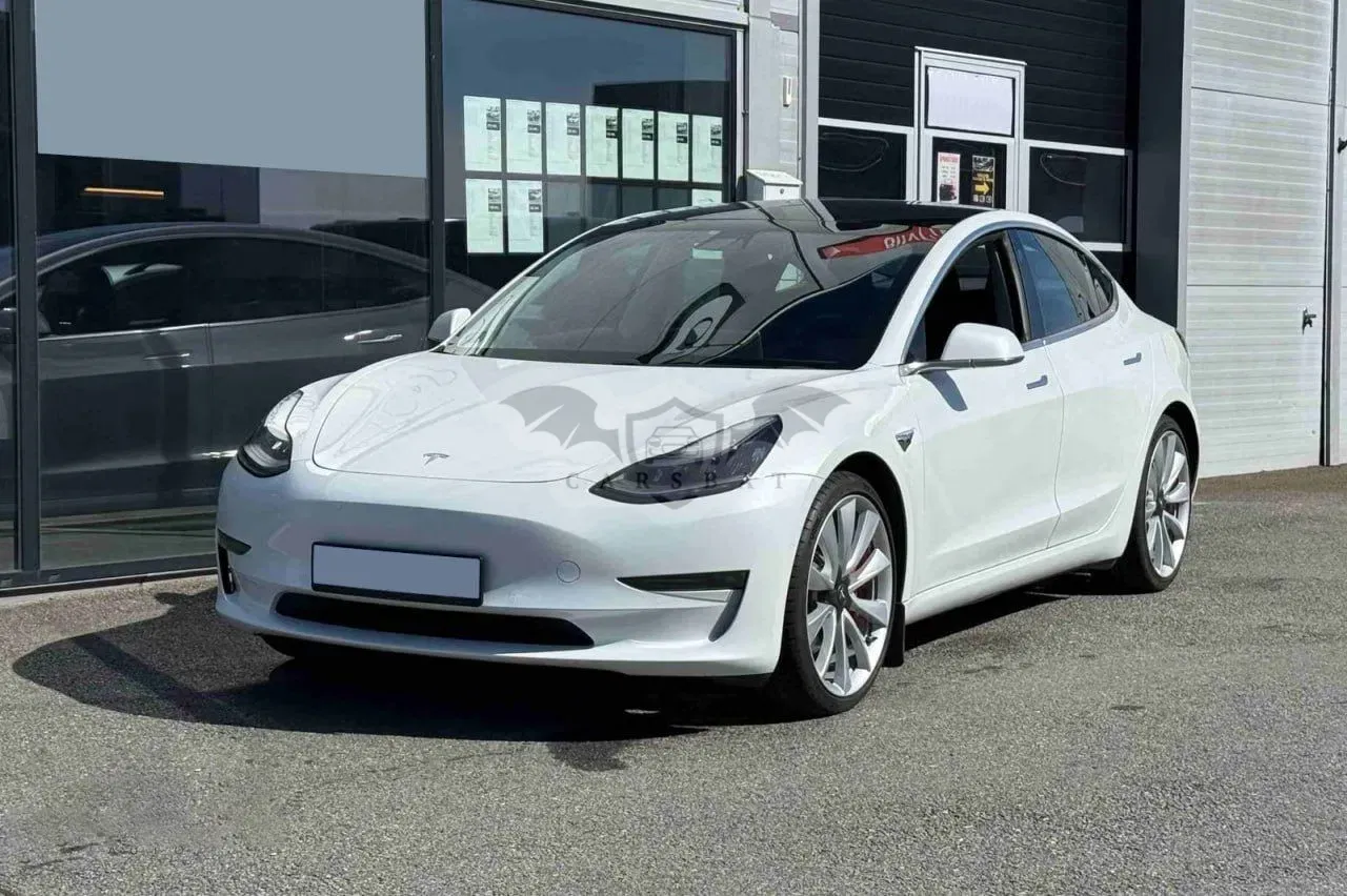 Tesla Model 3 Langstreckenbatterie Allradantrieb Dual Motor Performance 2019