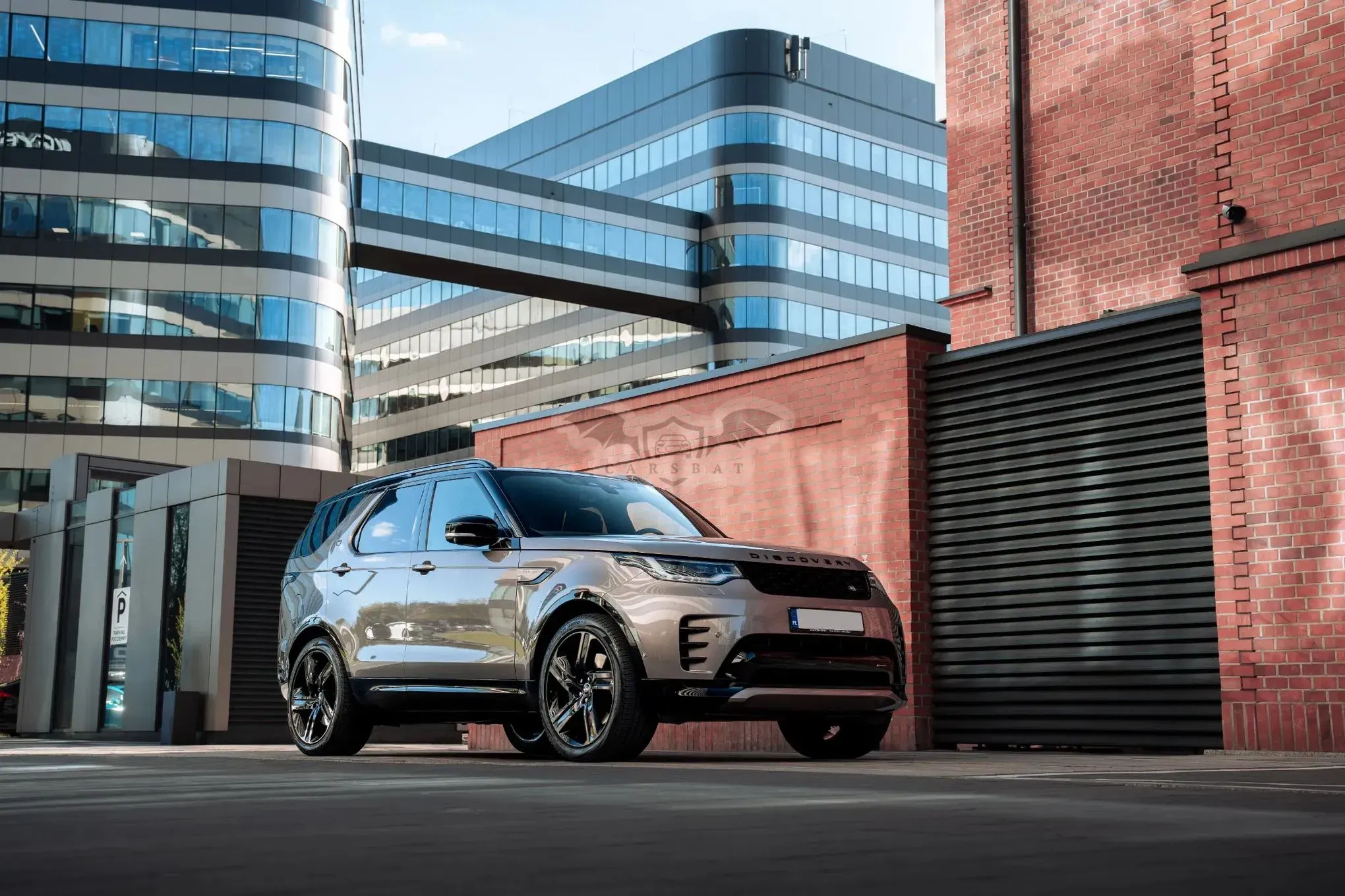 Land Rover Discovery V 3.0 P360 mHEV R-Dynamic HSE 2023