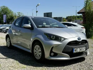 Toyota Yaris IV Hybrid 1.5 Comfort 2021