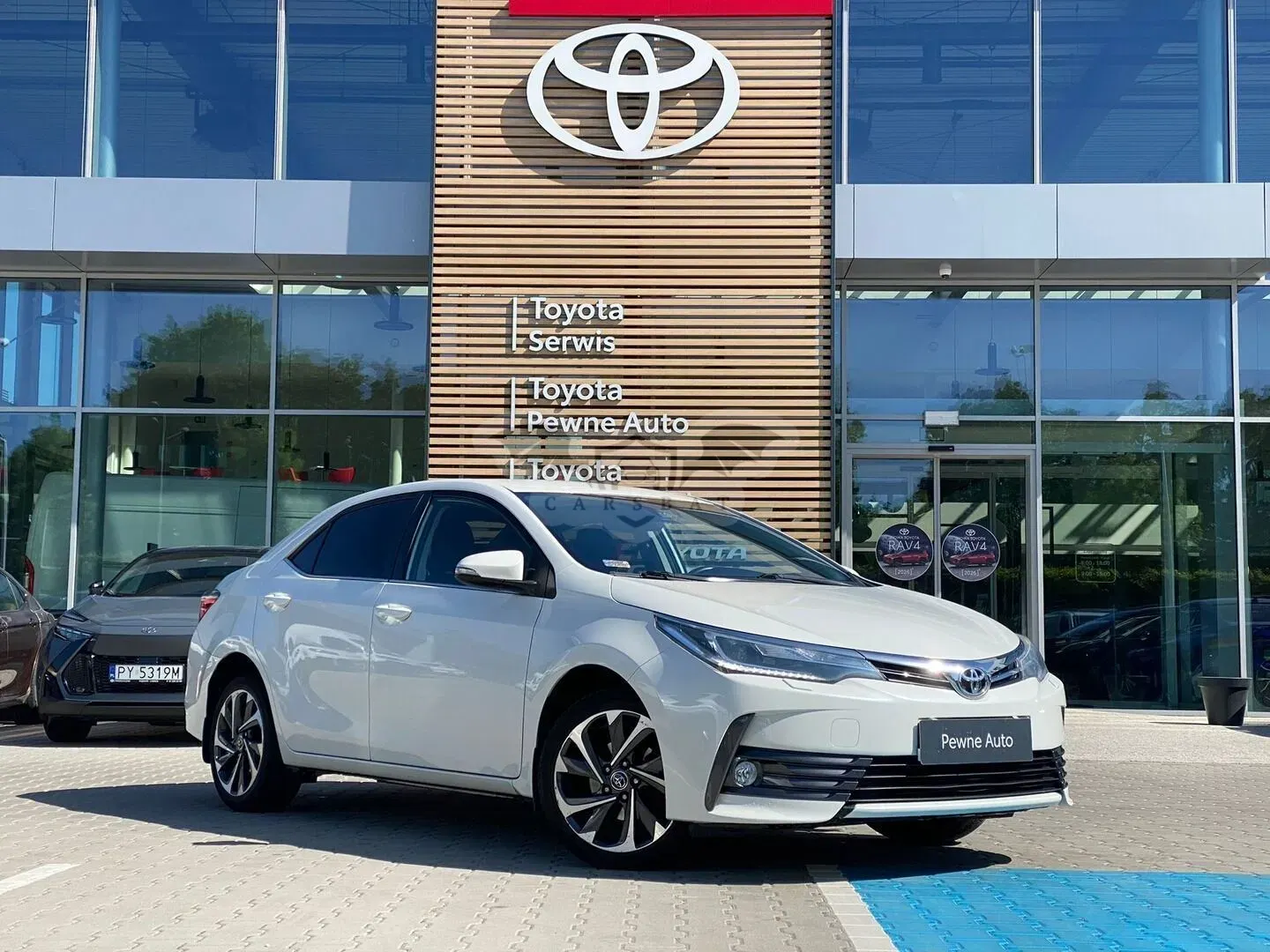 Toyota Corolla Seria E16 2018