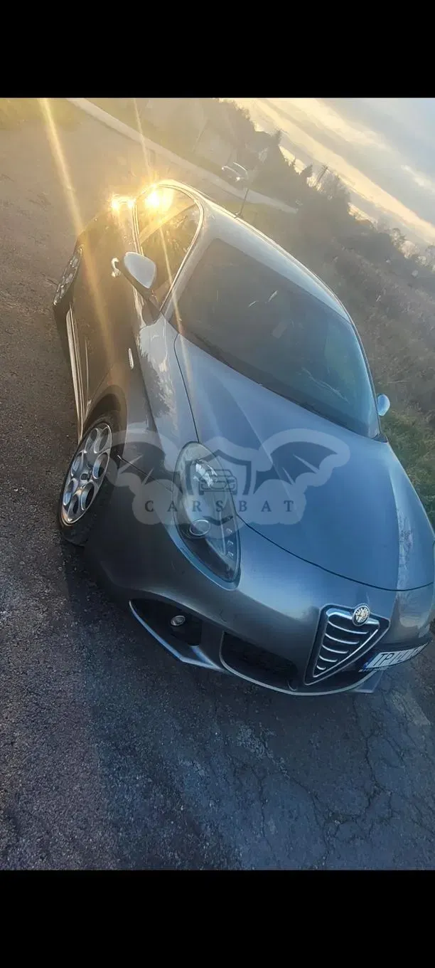 Alfa Romeo Giulietta 1.4 TB MultiAir Distinctive 2011