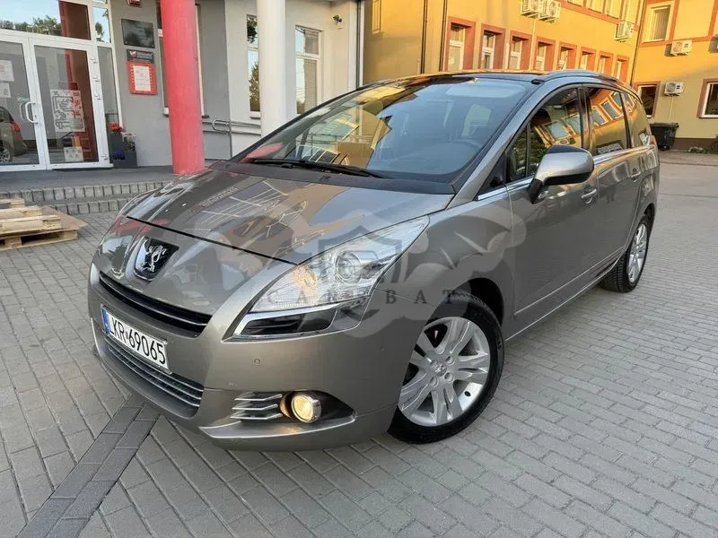 Peugeot 5008 I 155 THP Family Plus 2010