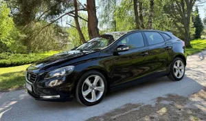 Volvo V40 II D2 Momentum 2013