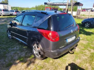 Peugeot 207 1.6 VTi Premium 2011