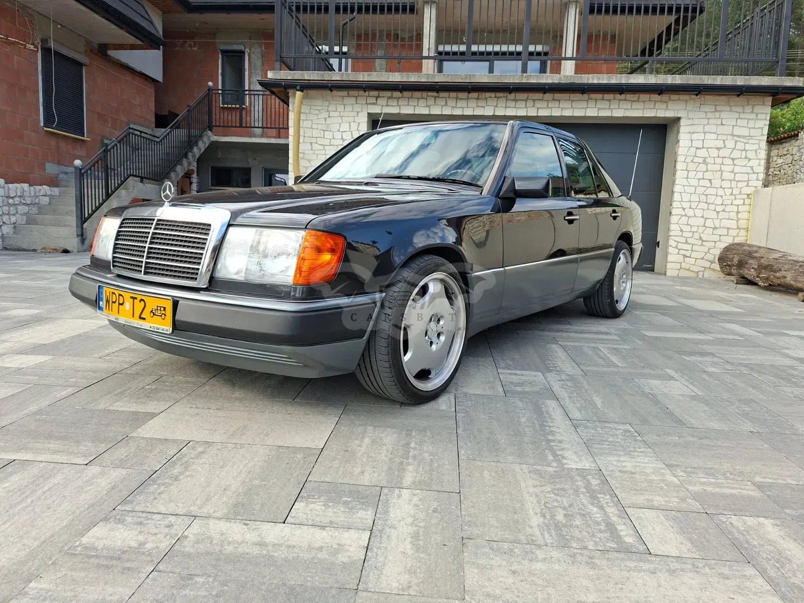 Mercedes-Benz E 1992