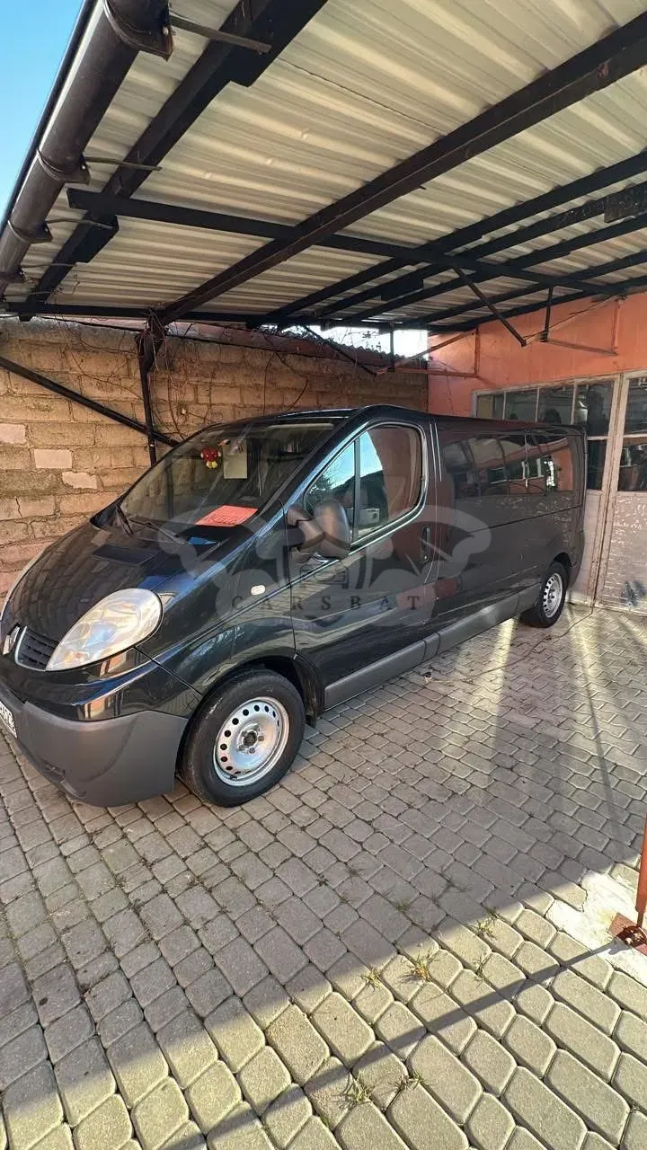 Renault Trafic 2011