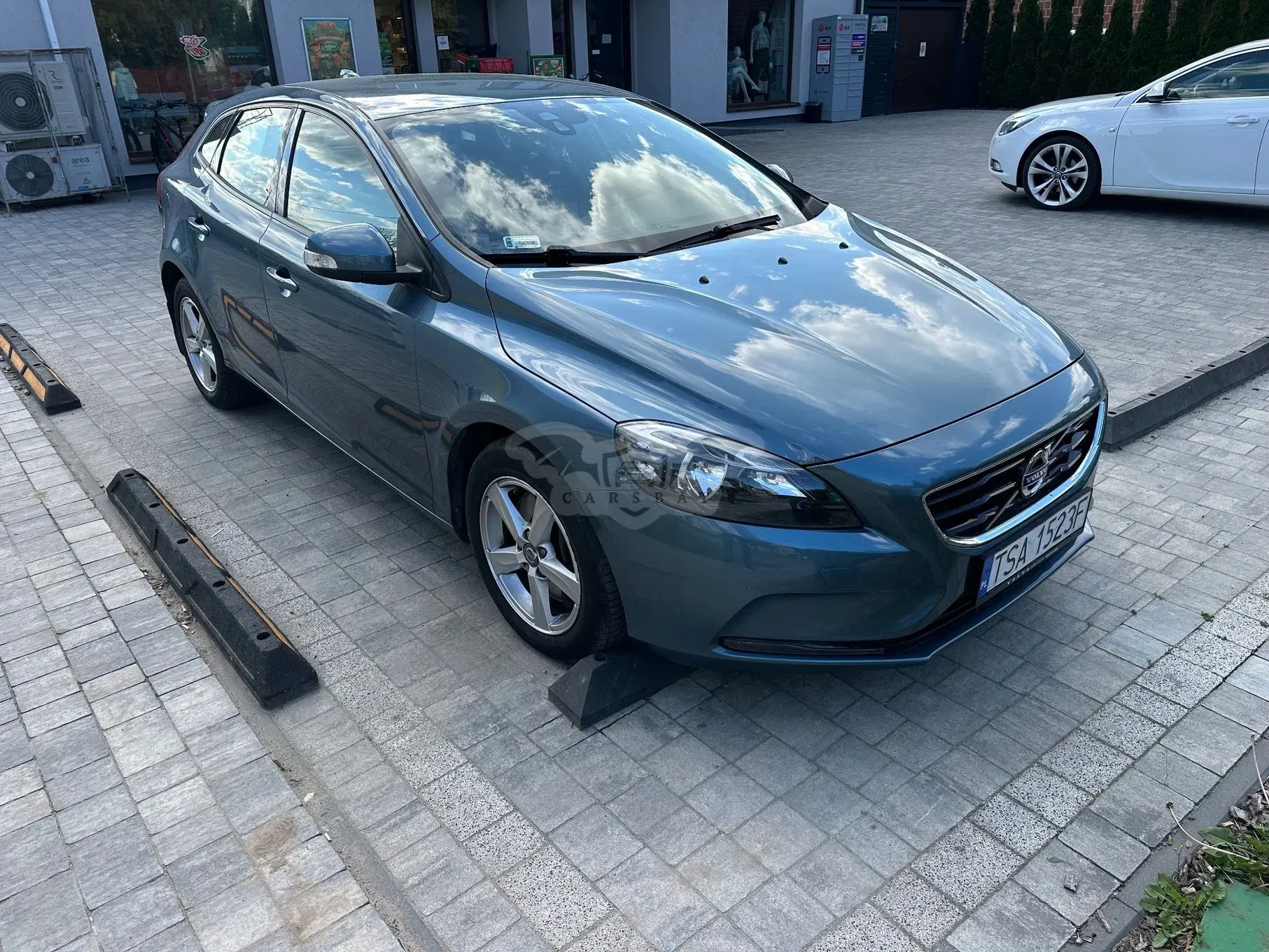 Volvo V40 II 2013