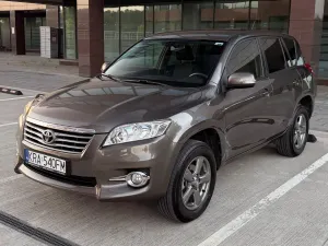 Toyota Rav4 III 2011