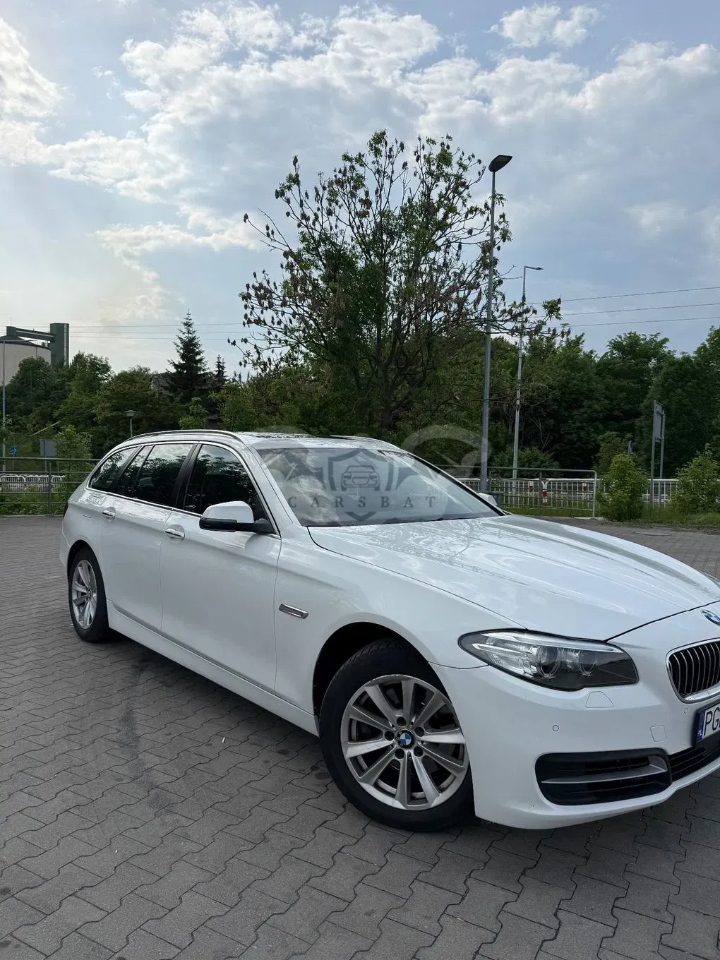 BMW 5 Series F10/F11 520d xDrive 2014