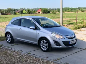 Opel Corsa D 1.2 16V EcoFLEX Satellite 2011
