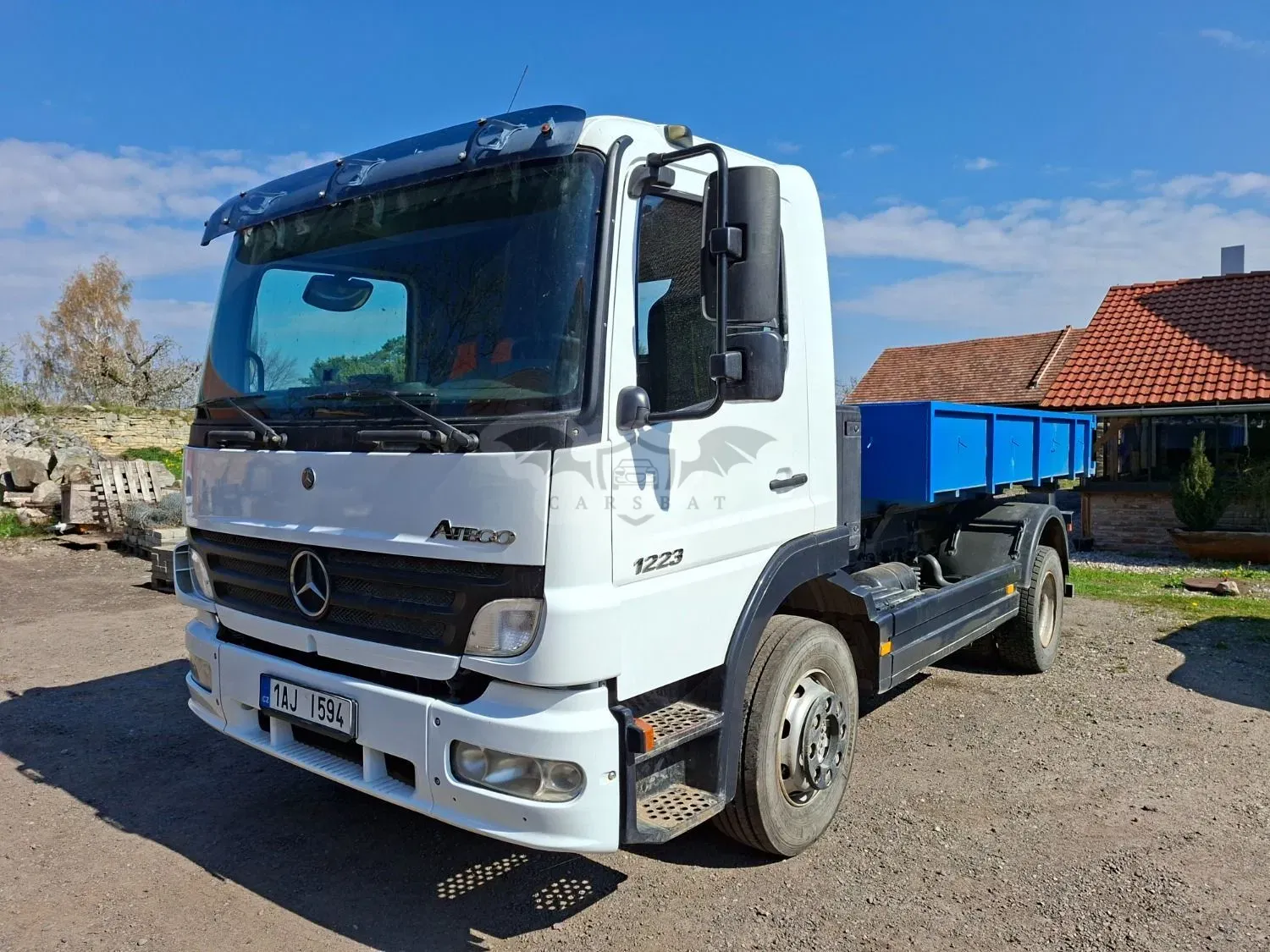 Versalift Atego 1900