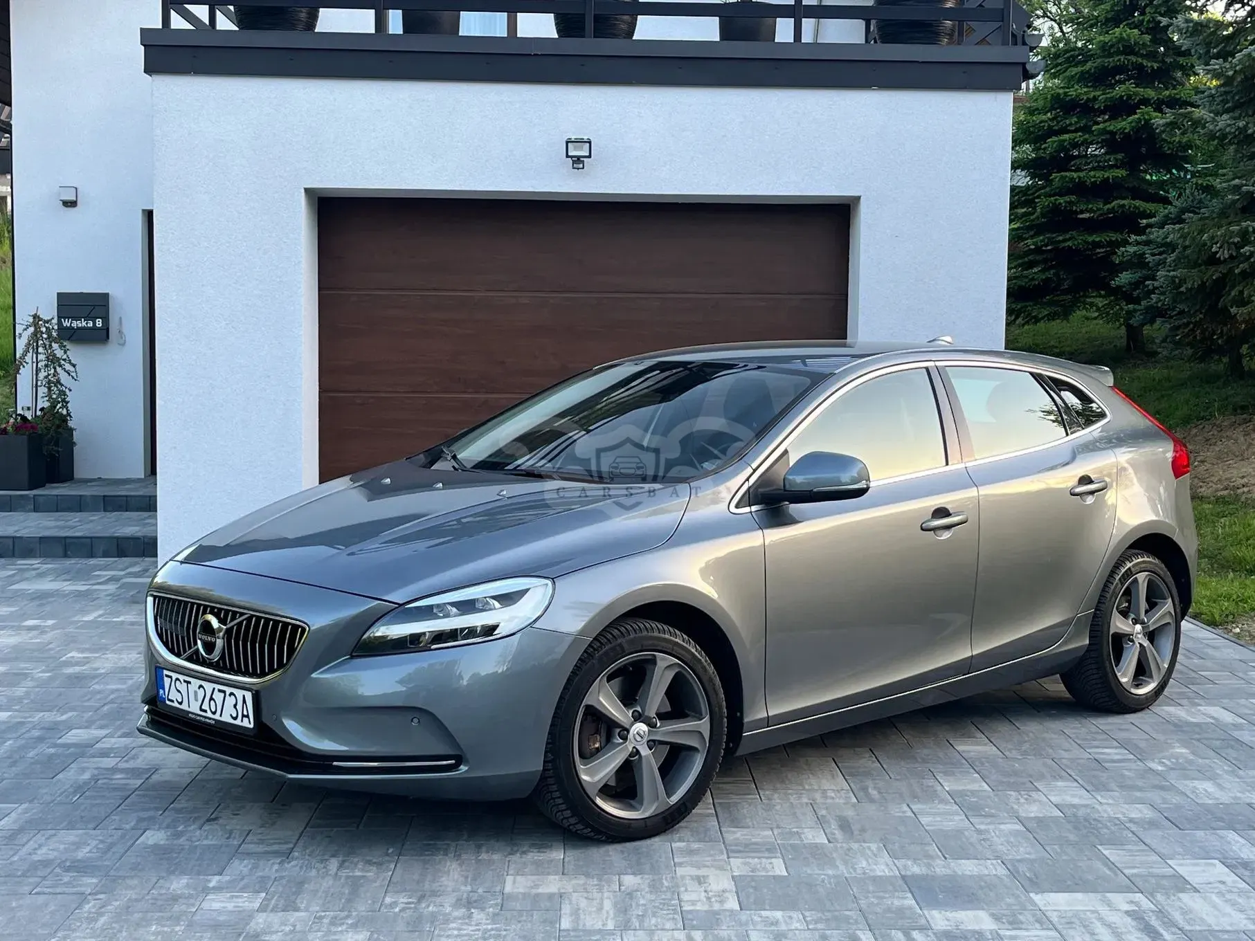 Volvo V40 II T3 Drive-E Inscription 2017