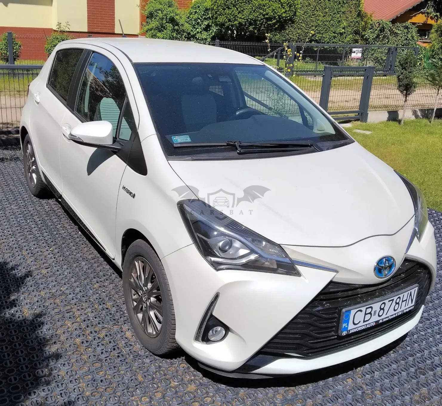 Toyota Yaris III Hybrid 100 Active EU6 2017