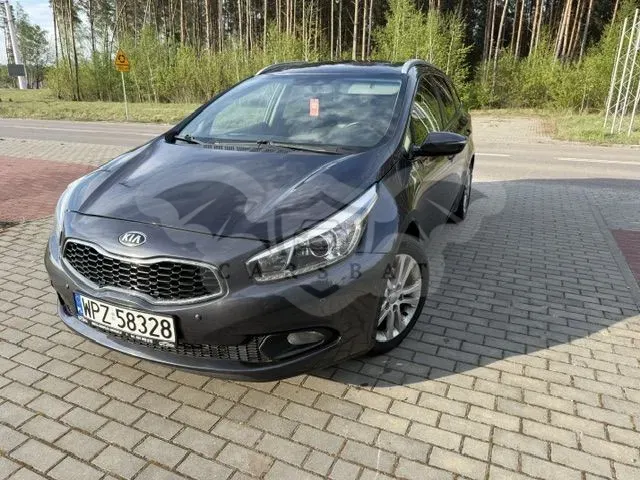 Kia Ceed II 1.6 CRDi Business Line 2012