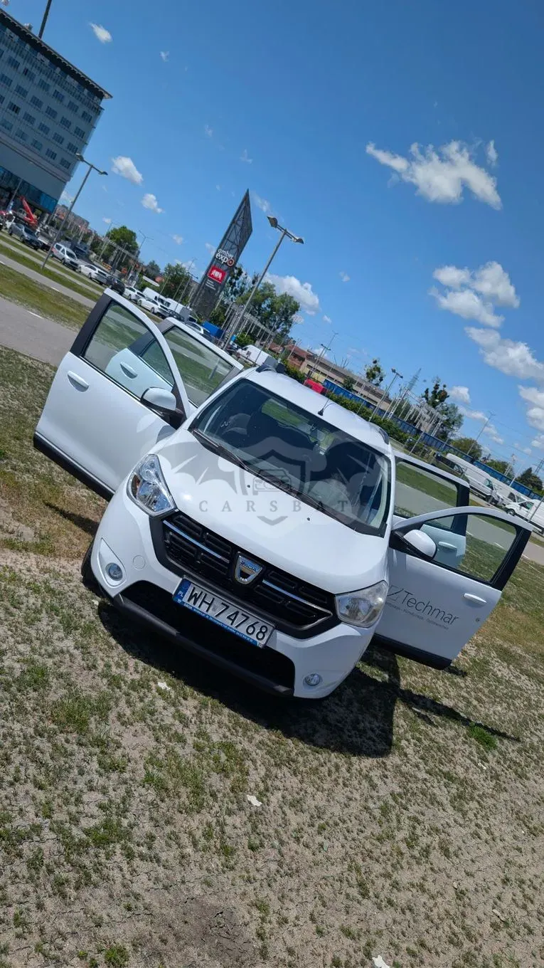 Dacia Lodgy 1.6 SCe Laureate S&S 2017