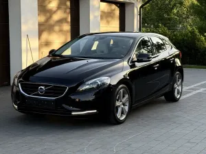 Volvo V40 II T3 2013