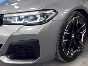 BMW 5 Series G30/G31 530d xDrive mHEV M Sport sport 2022