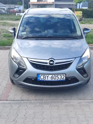 Opel Zafira C 2012
