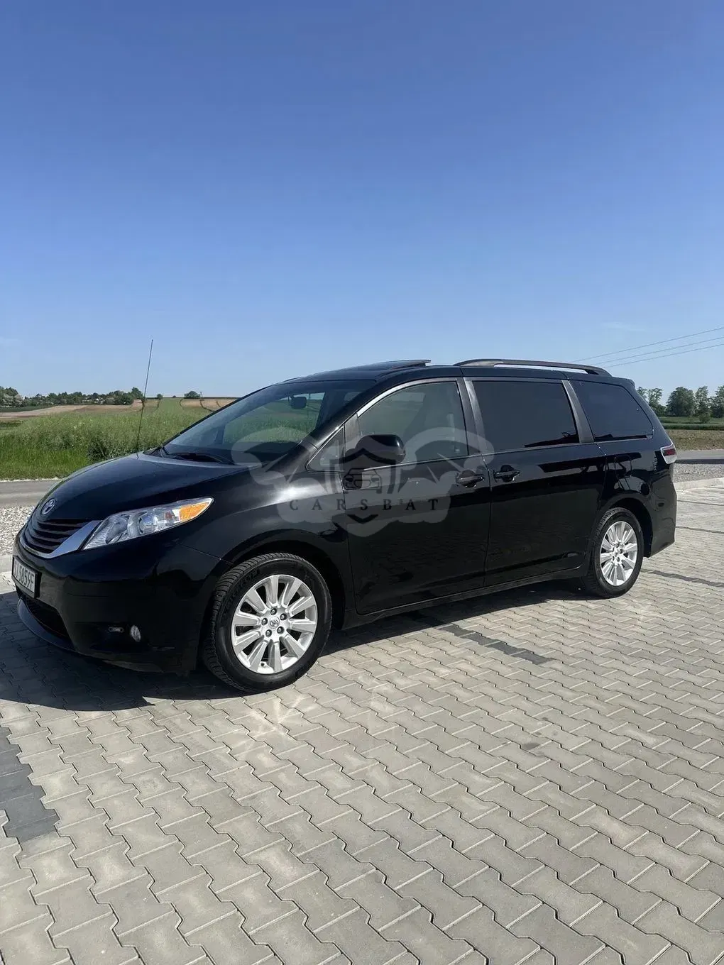 Toyota Sienna 3.5 V6 XLE AWD 2012