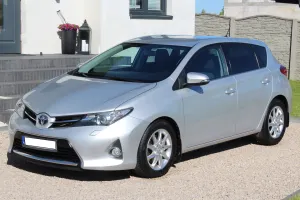 Toyota Auris II 2.0 D-4D Executive 2013