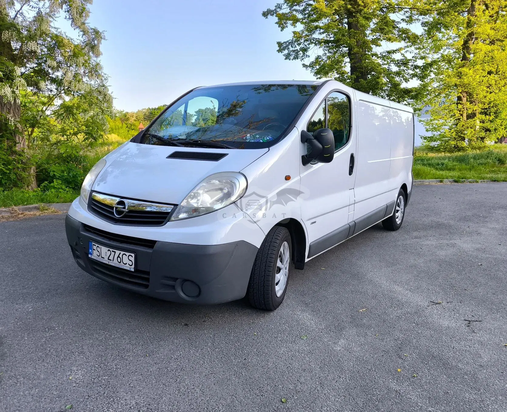 Opel Vivaro I L2H1 2.9t 2011