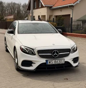 Mercedes-Benz E W213 300 9G-TRONIC AMG Line 2017