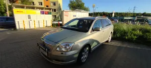 Toyota Avensis II 2.0 VVT-i High 2003