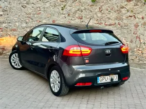 Kia Rio III 1.4 XL 2012