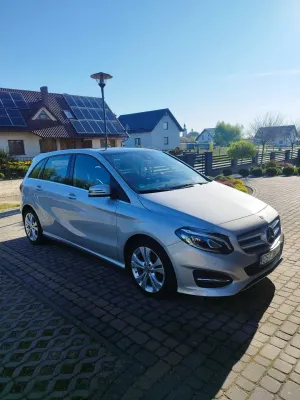 Mercedes-Benz B W246 180 (CDI) d 7G-DCT AMG Line 2017