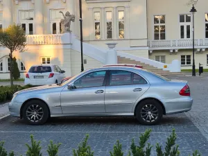 Mercedes-Benz E W211 200 CDI Classic 2008