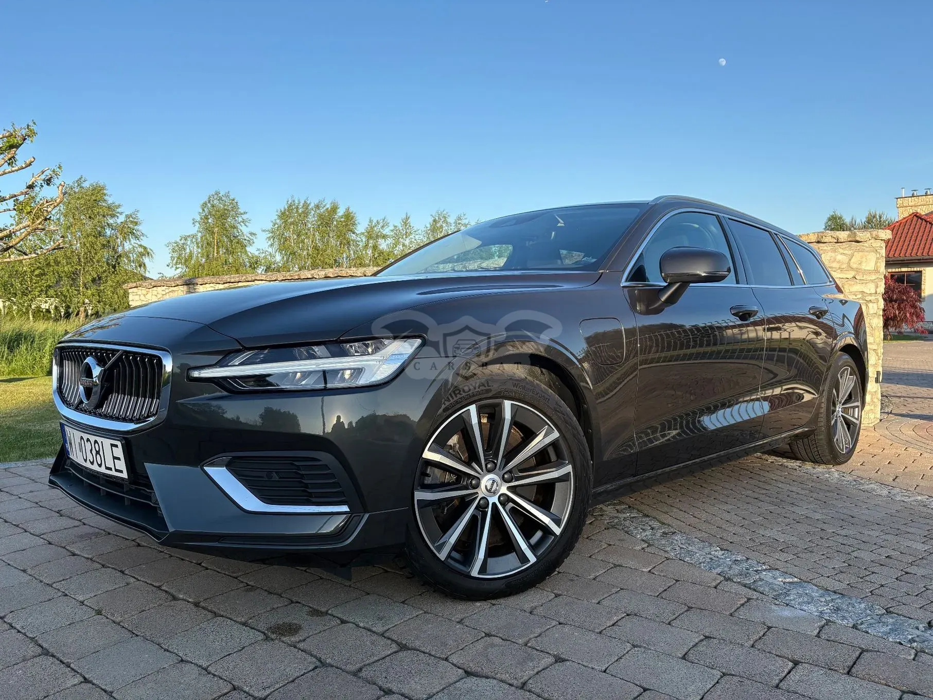 Volvo V60 II T6 AWD Plug-In Hybrid Inscription 2021