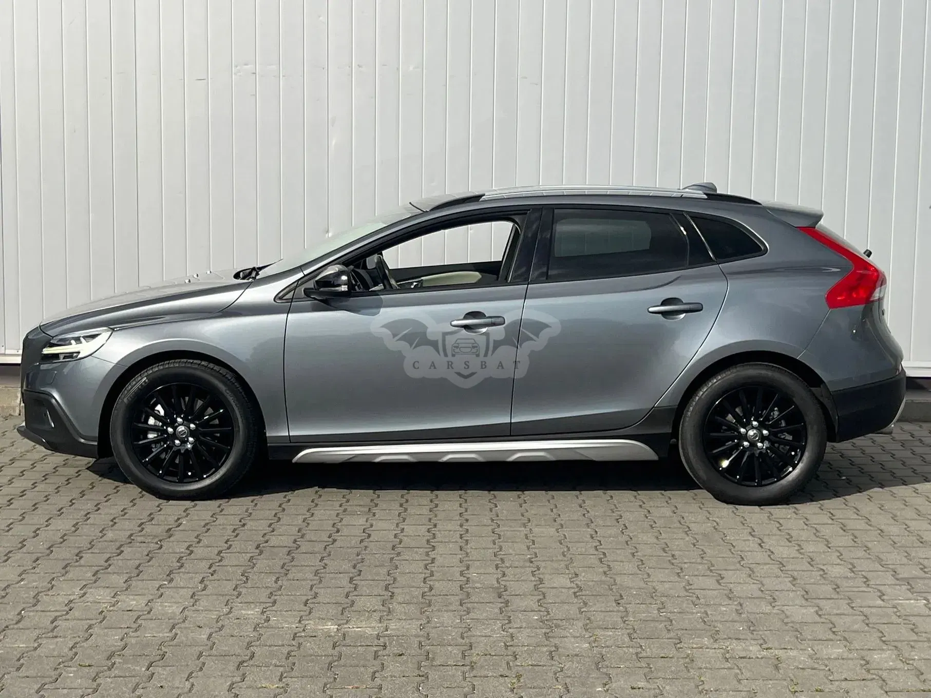 Volvo V40 2017