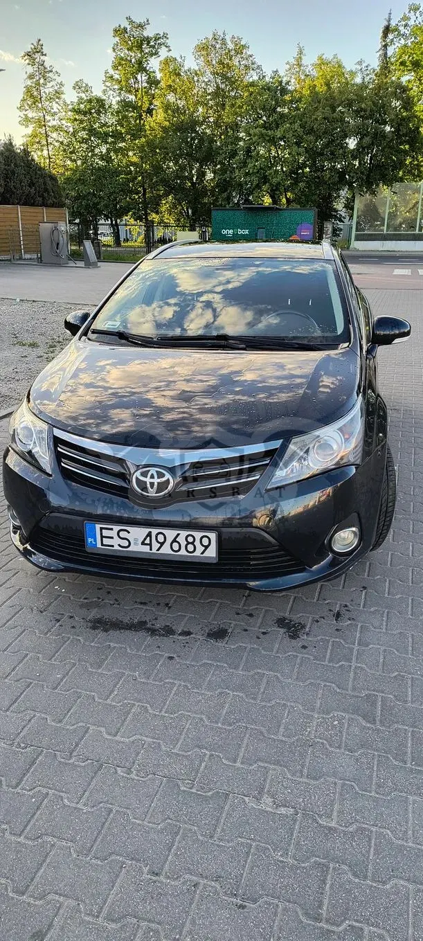 Toyota Avensis III 1.8 Comfort 2012