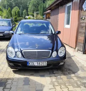 Mercedes-Benz E W211 2002