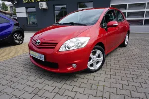 Toyota Auris I 1.6 Executive 2012