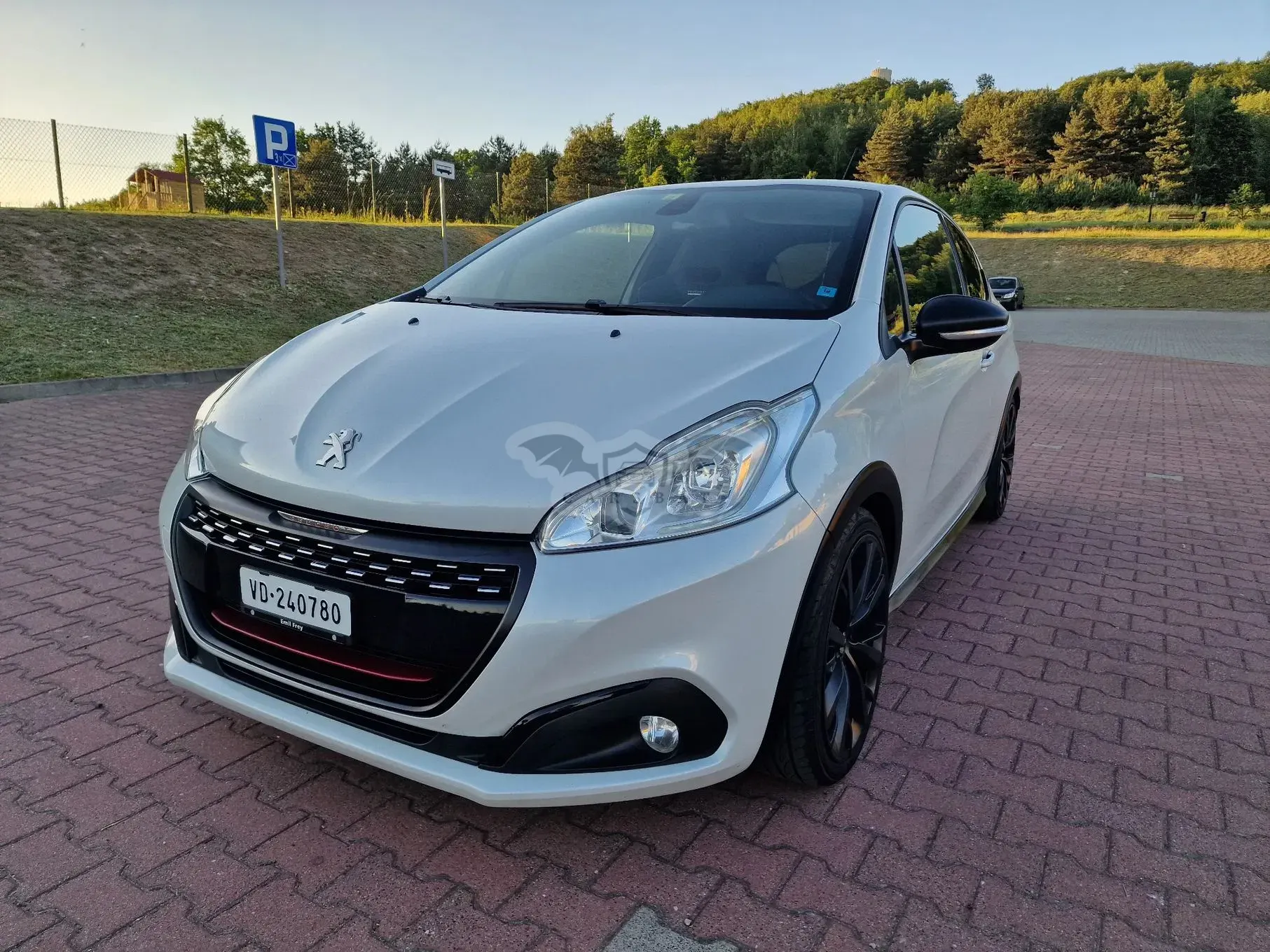 Peugeot 208 I THP STOP & START GTi by Sport 2016