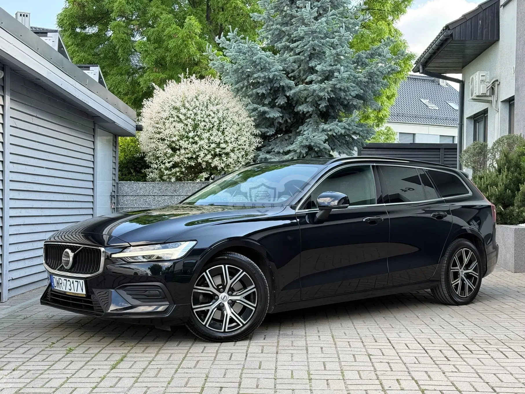 Volvo V60 II B4 D Geartronic Momentum Pro 2022