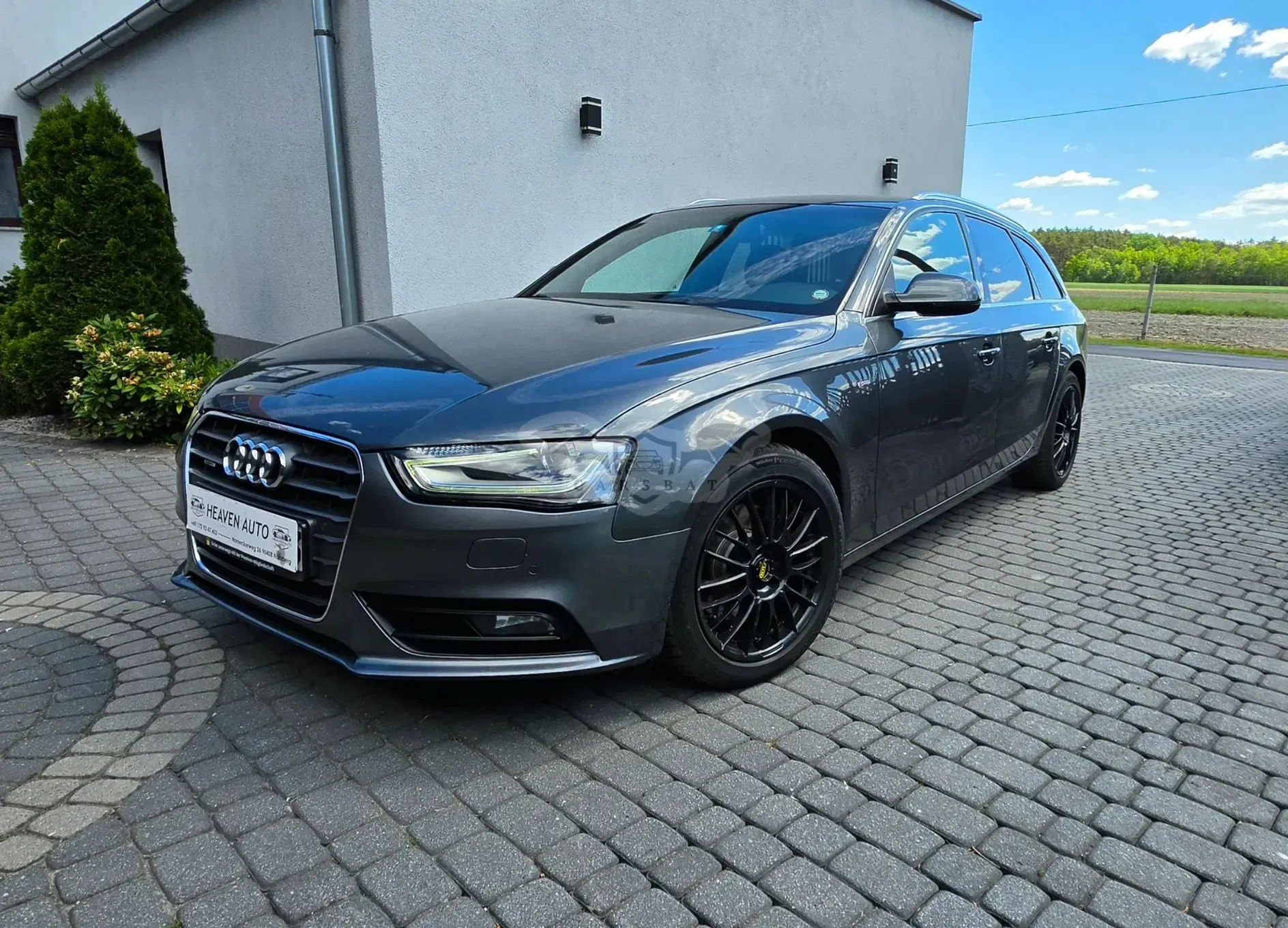 Audi A4 B8 2.0 TDI DPF quattro S line Sportpaket 2012