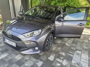 Toyota Yaris IV 1.5 Comfort 2021
