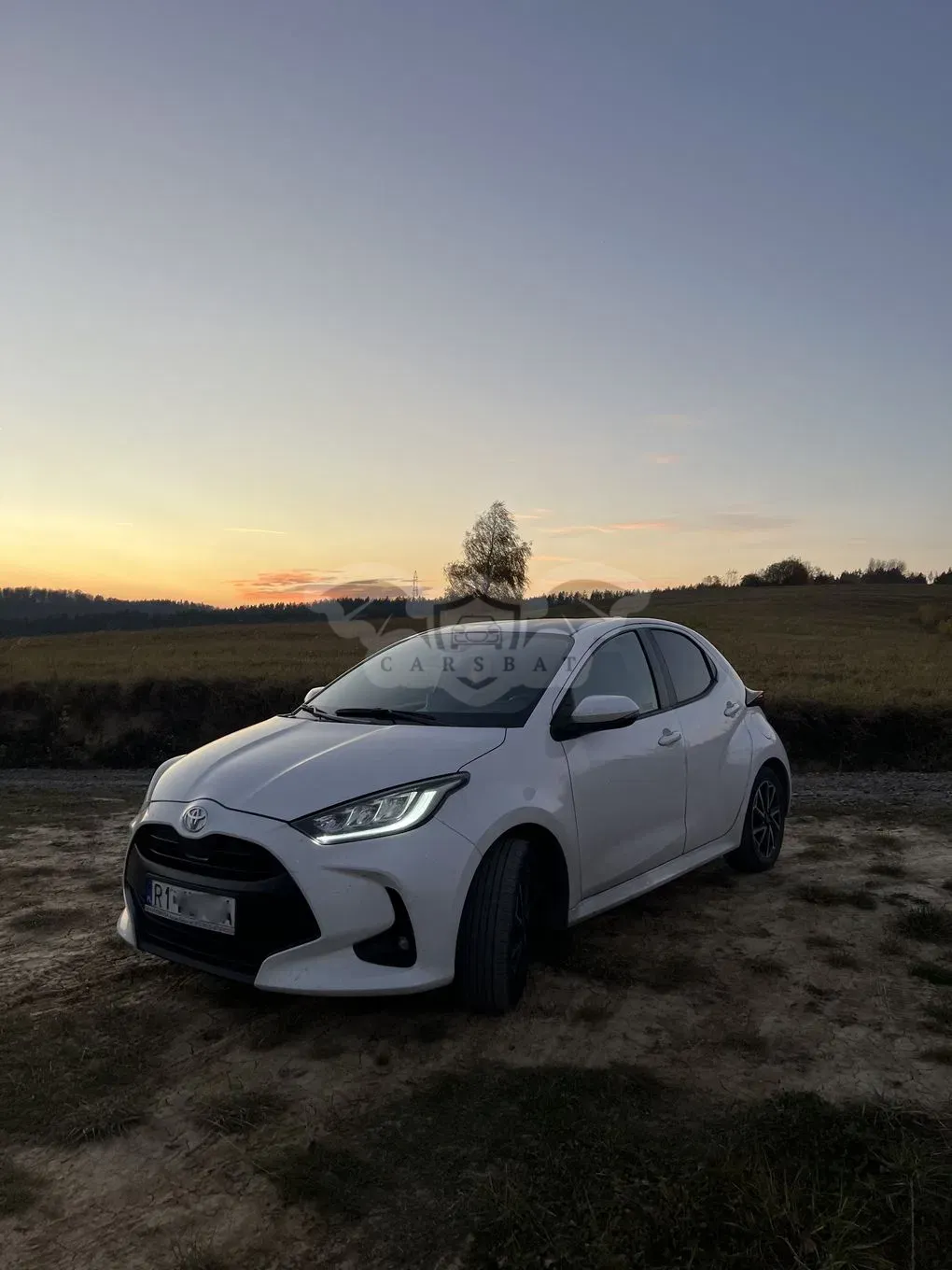 Toyota Yaris IV 1.5 Comfort CVT 2020
