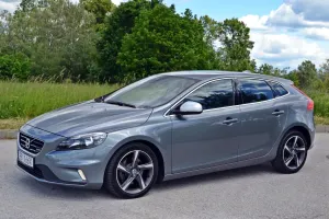 Volvo V40 II 2015