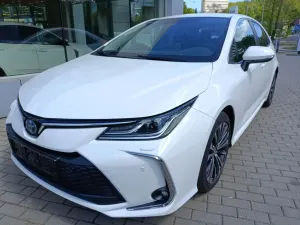 Toyota Corolla Seria E21 1.8 Hybrid Style 2023