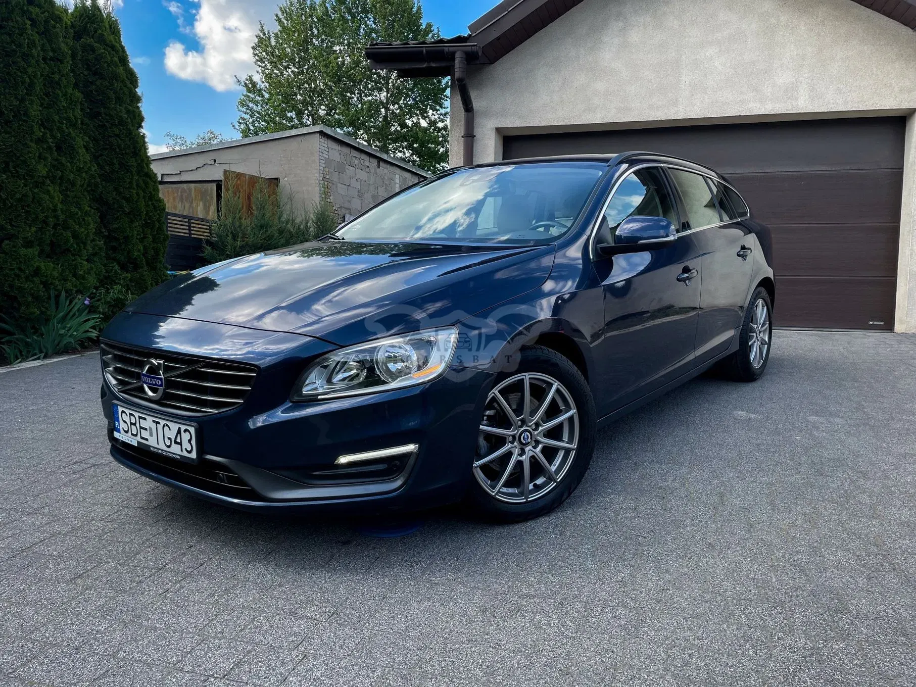 Volvo V60 I D3 Momentum 2013