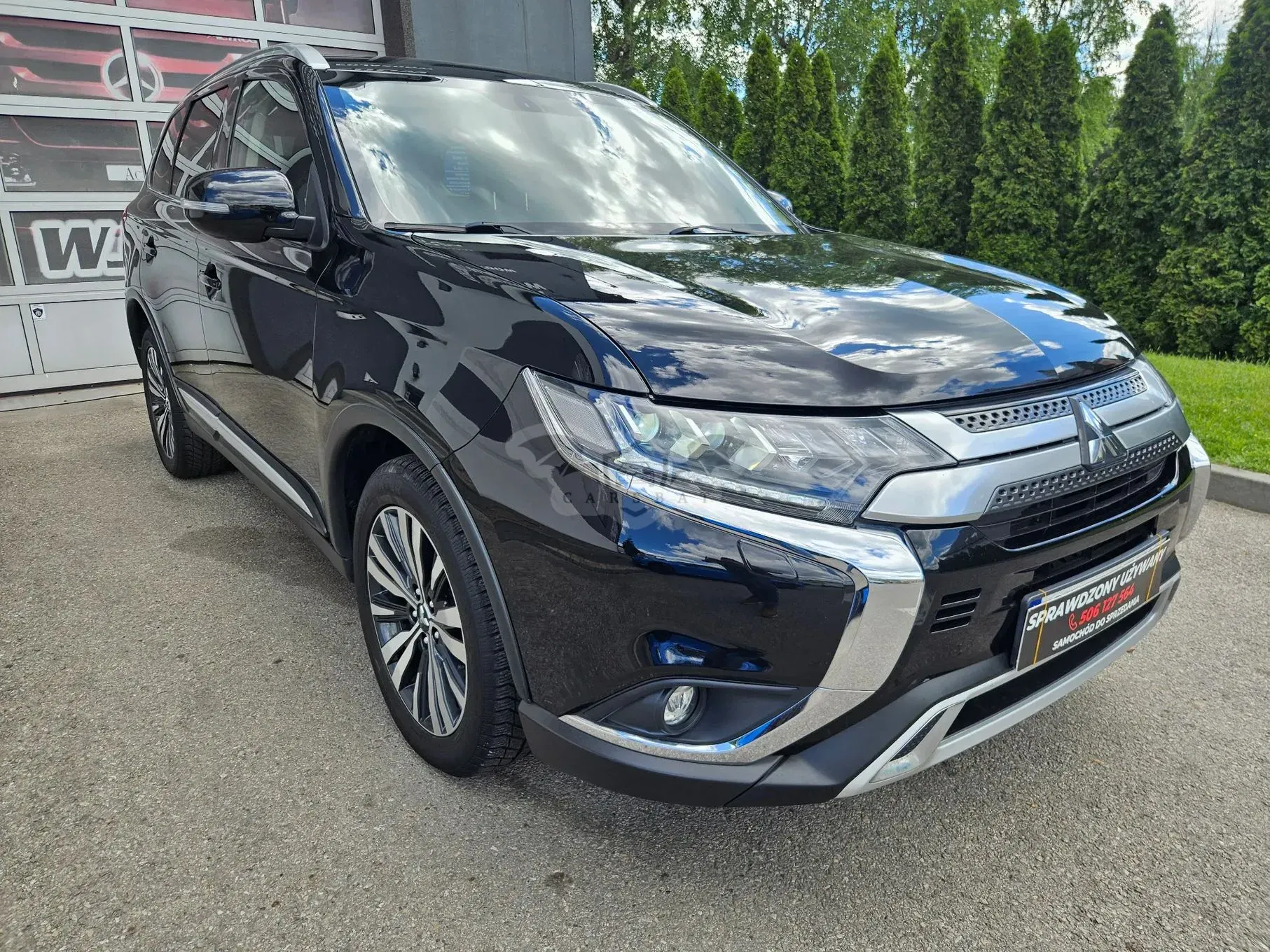 Mitsubishi Outlander III 2.0 Intense + Navi 4WD CVT 2018