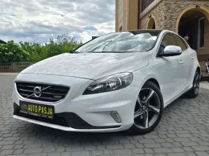 Volvo V40 II D2 R Design 2013