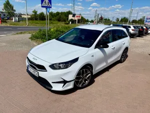 Kia Ceed III 1.5 T-GDI L Business Line 2023